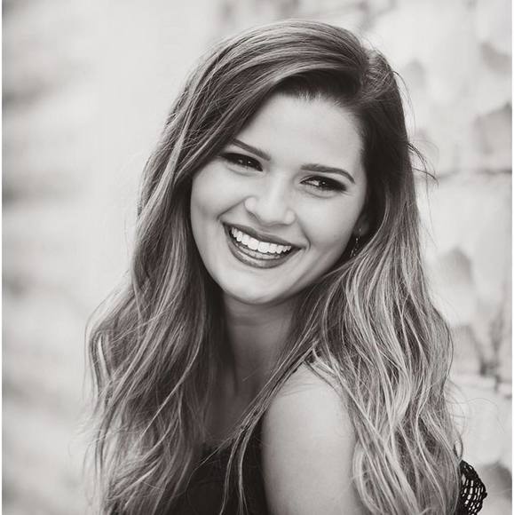 Meet your Posher, Raeley - Picture 1 of 1